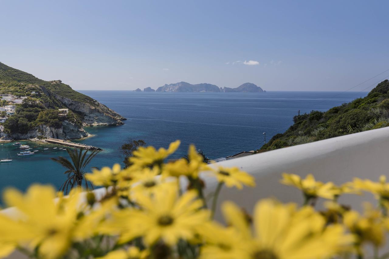 Maridea Casa Vacanza- Le Alcove Sul Mare Suites Ponza Dış mekan fotoğraf